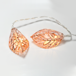 Струнни LED светлини Metal Leaves с 10 LED, топло бяло, меден метал, IP20, с батерии 3xAA и таймер 6ON/18OFF